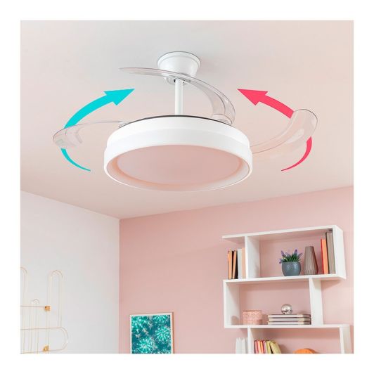 Ventilador de techo con aspas retráctiles Innovagoods - color Madera y Blanco