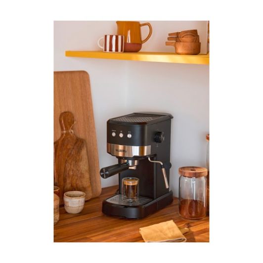 Cafetera Expresso, 15 bares, 2 tazas, Espumador de leche,  VALBERG PUMPCOFFEE M1